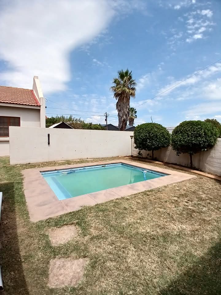 To Let 3 Bedroom Property for Rent in Sasolburg Ext 10 Free State